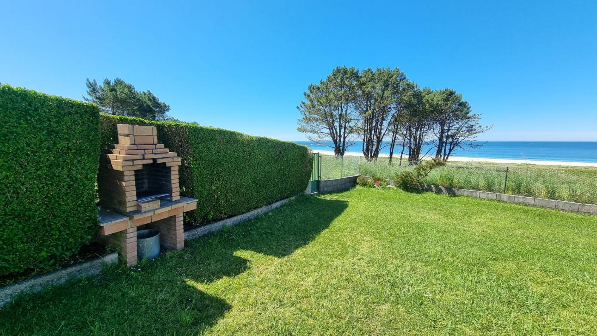 Apartamento Playa De Larino Gandara  ภายนอก รูปภาพ